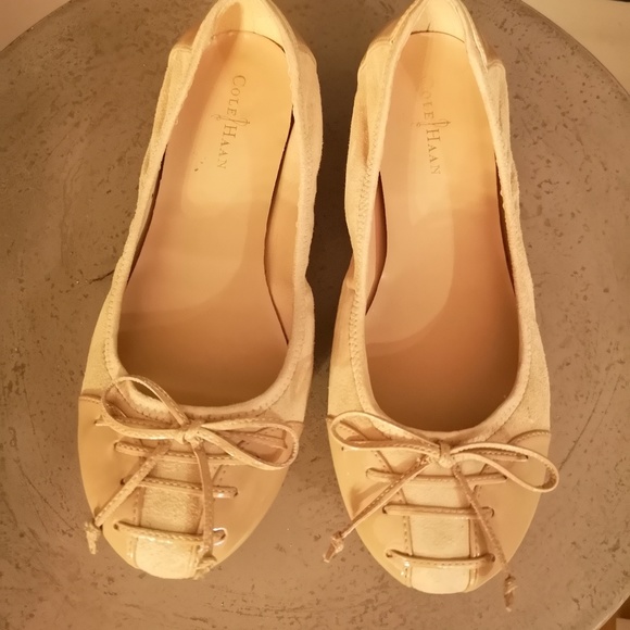 Cole Haan suede flats - Picture 2 of 3